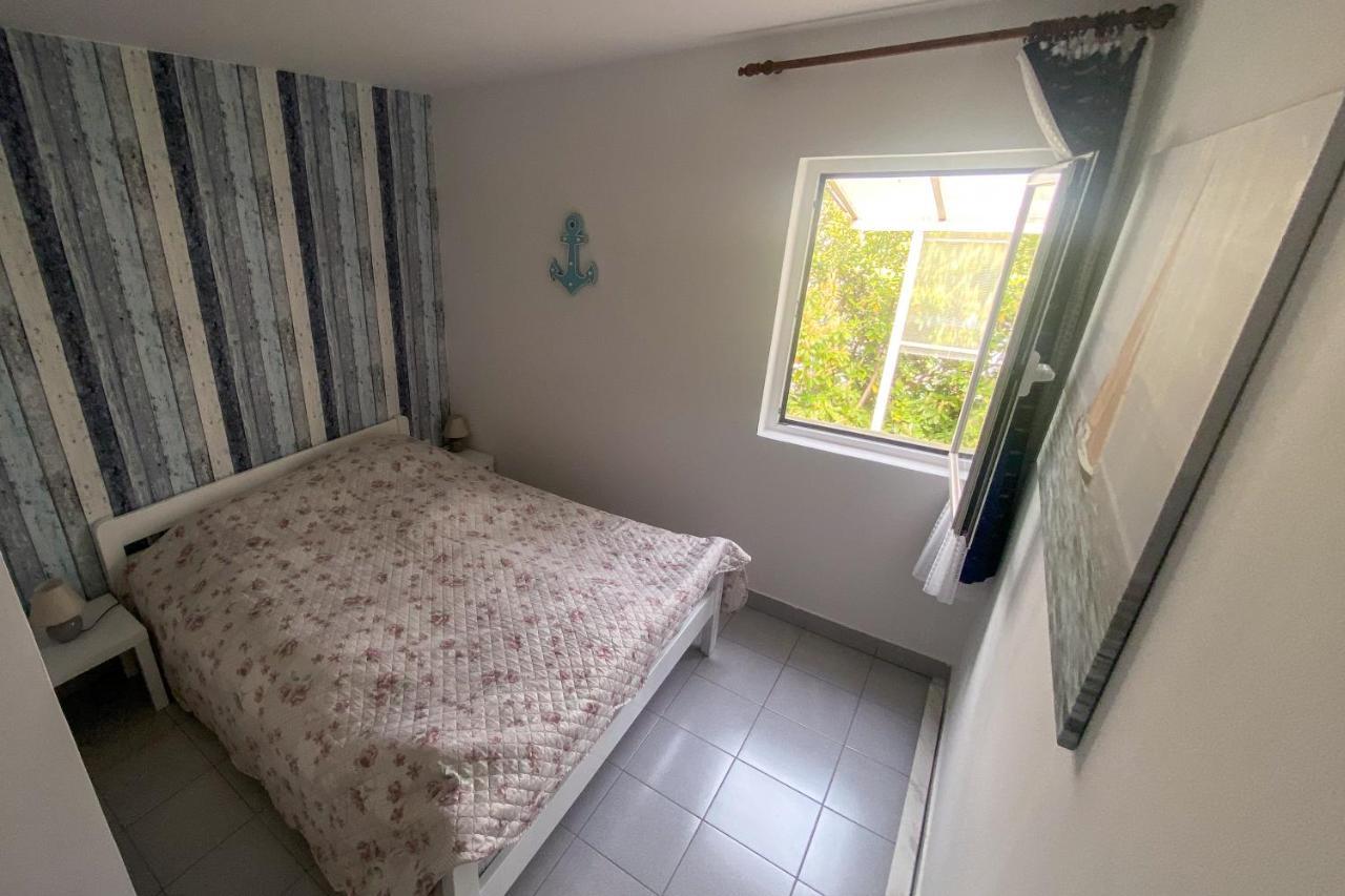 Beach Apartment - 50M From The Beach With Free Parking Biograd Na Moru Exterior foto